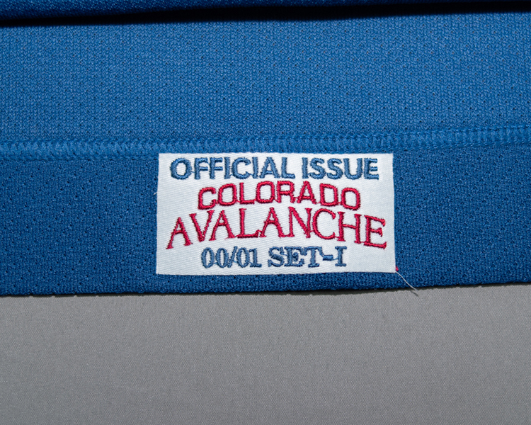 Colorado Avalanche 2000-2001 game worn tagging Colorado Avalanche 2000-2001 game worn tagging