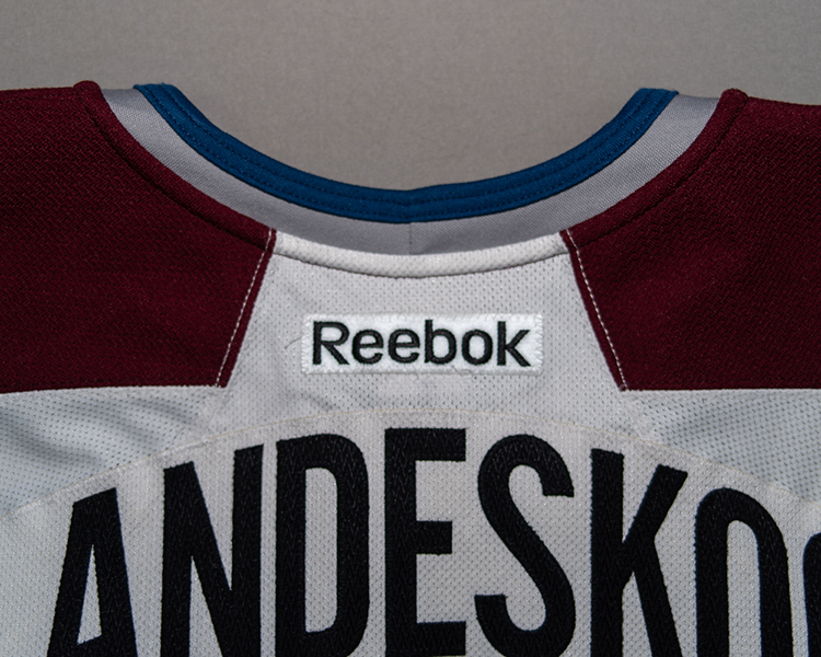Colorado Avalanche 2012-2013 game worn tagging Colorado Avalanche 2012-2013 game worn tagging