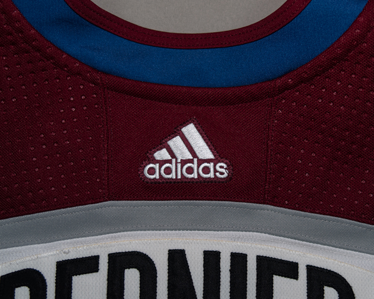 Colorado Avalanche 2017-2018 game worn tagging Colorado Avalanche 2017-2018 game worn tagging