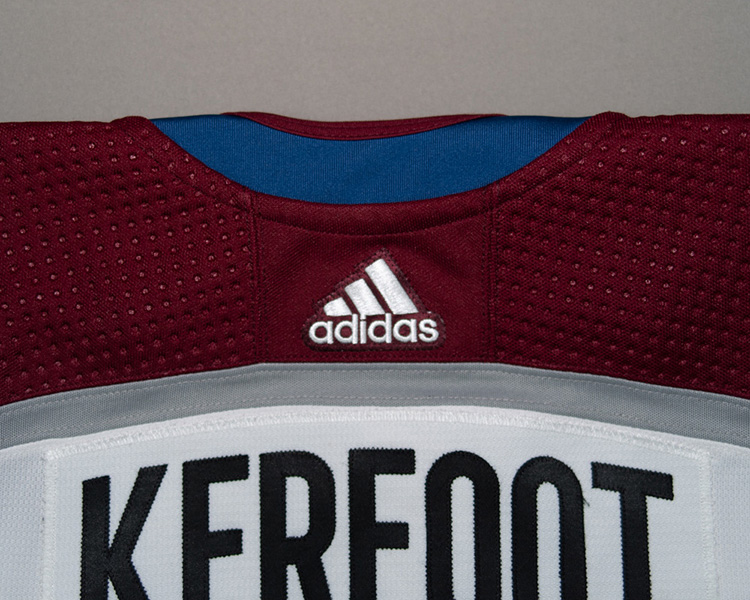 Colorado Avalanche 2017-2018 game worn tagging Colorado Avalanche 2017-2018 game worn tagging